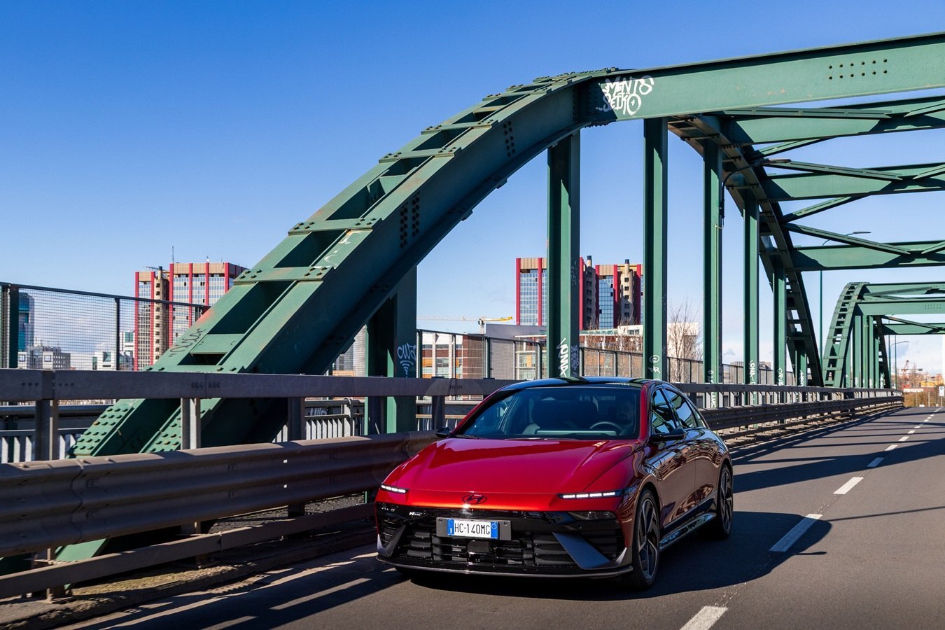 IONIQ 6 Line 04