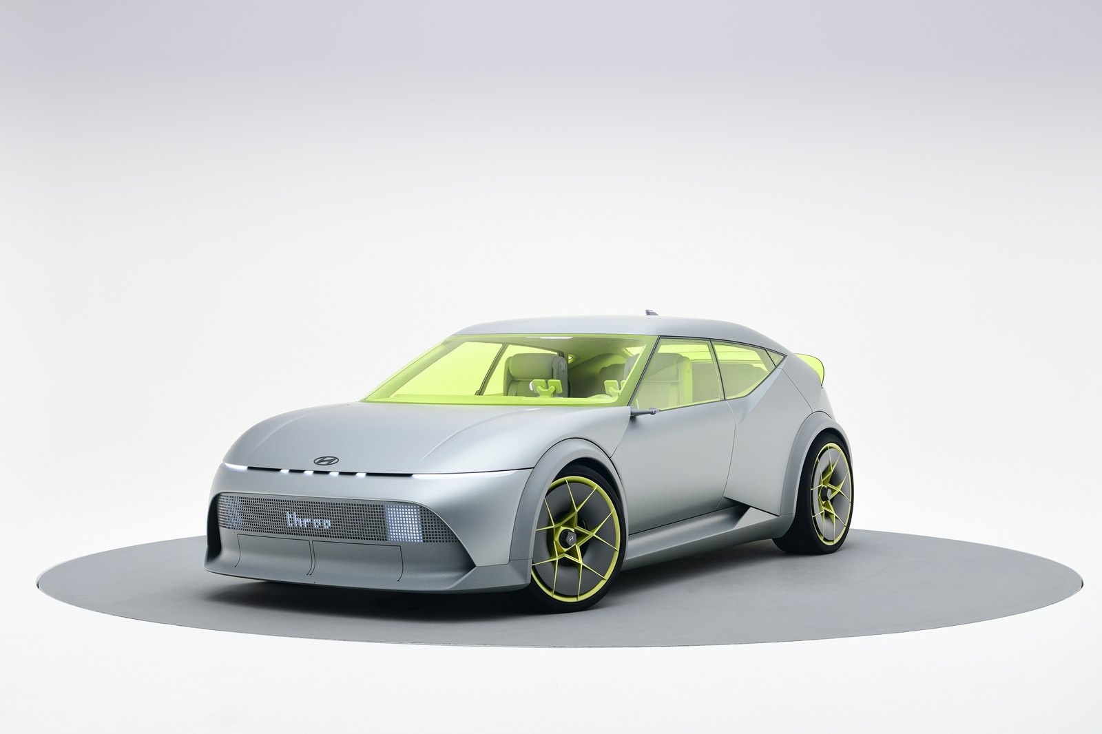 Concept THREE 06
