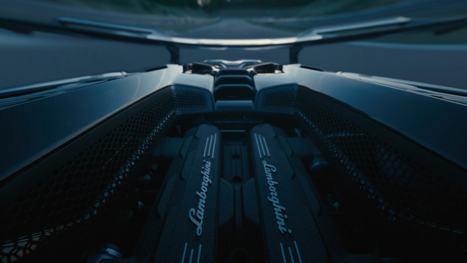Lamborgini Revuelto DentsuCreative Italy (2)