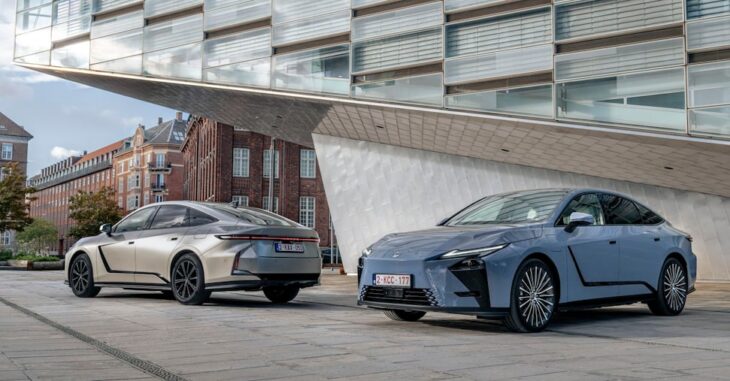 Nuova Lexus ES: ibrida ed elettrica, ordini aperti in Italia