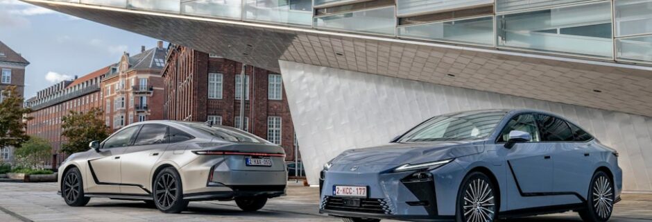 Nuova Lexus ES: ibrida ed elettrica, ordini aperti in Italia
