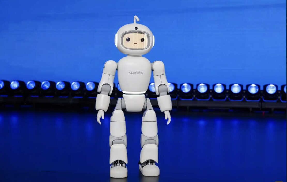 AiMOGA apre i preordini di Mobo, robot domestico da compagnia