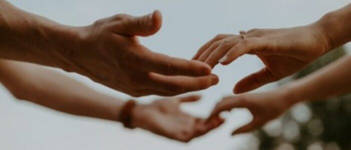 Caregiver, le associazioni criticano requisiti e tutele del ddl