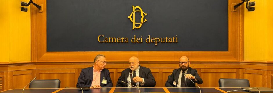 Datamoney.ch presenta alla Camera il report sull’AI agentica italiana