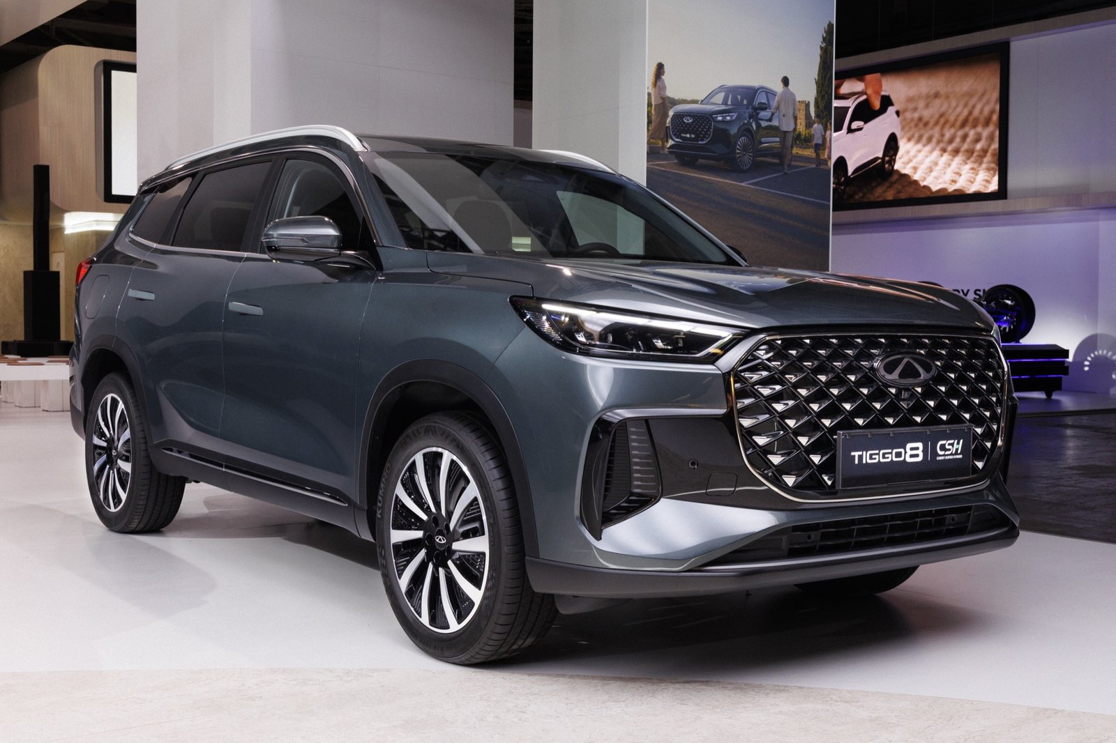Chery Tiggo 8 PHEV Bamboo Grey 001